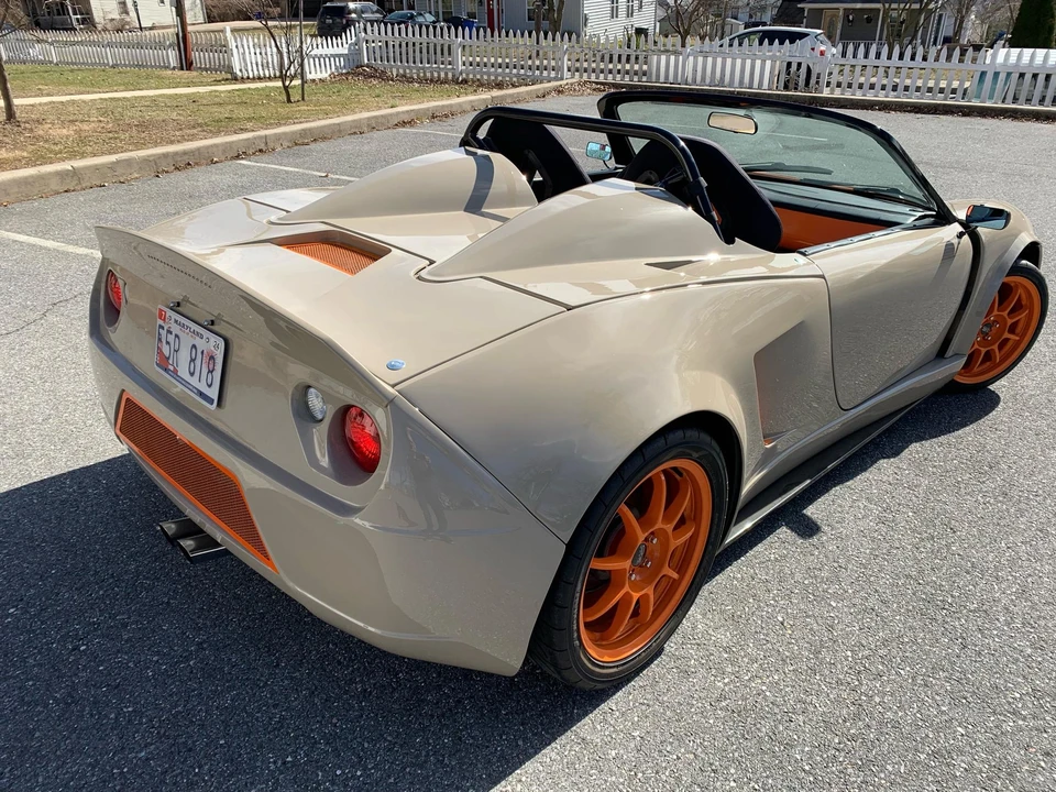 Factory Five 818 - Image 10 of 31