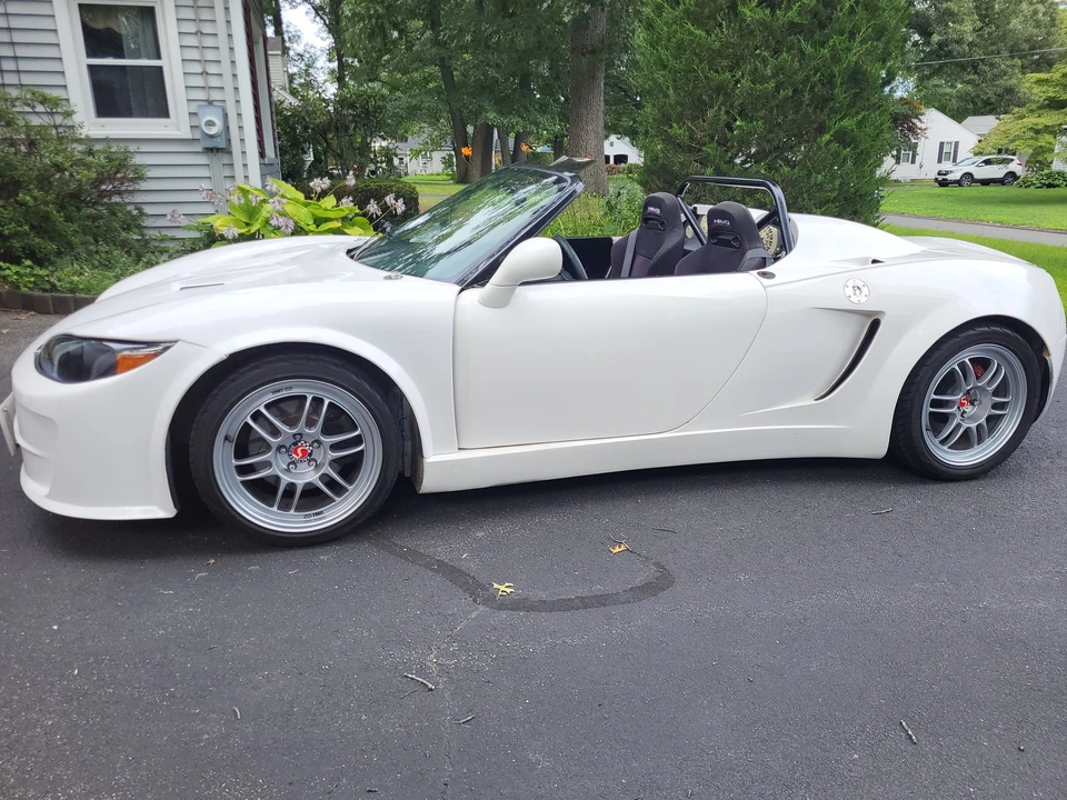 Factory Five 818 - Image 6 of 31