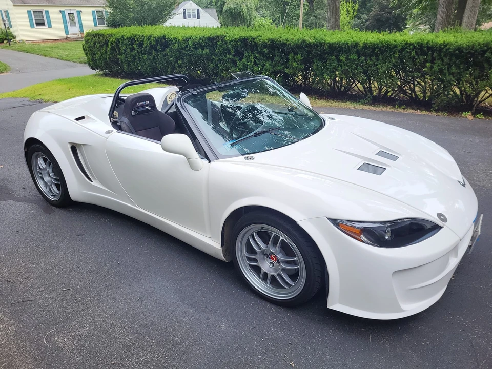 Factory Five 818 - Image 11 of 31