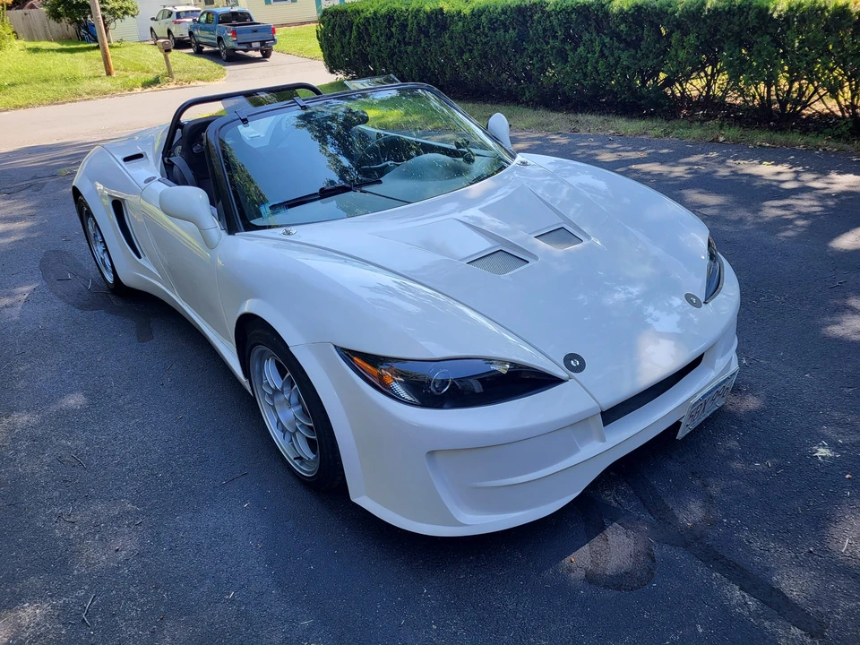 Factory Five 818 - Image 12 of 31