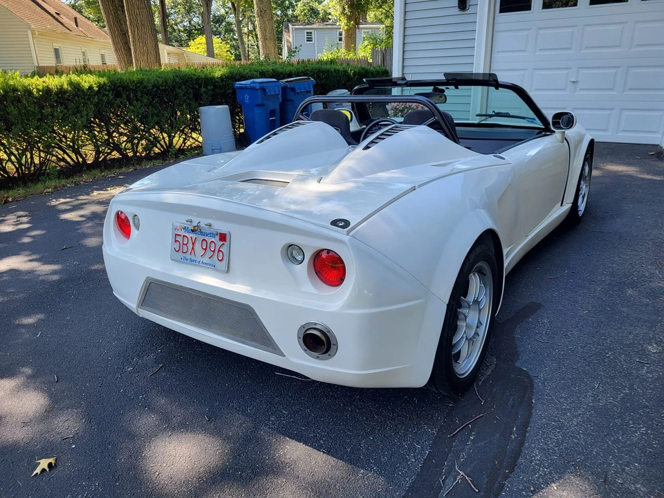 Factory Five 818 - Image 9 of 31