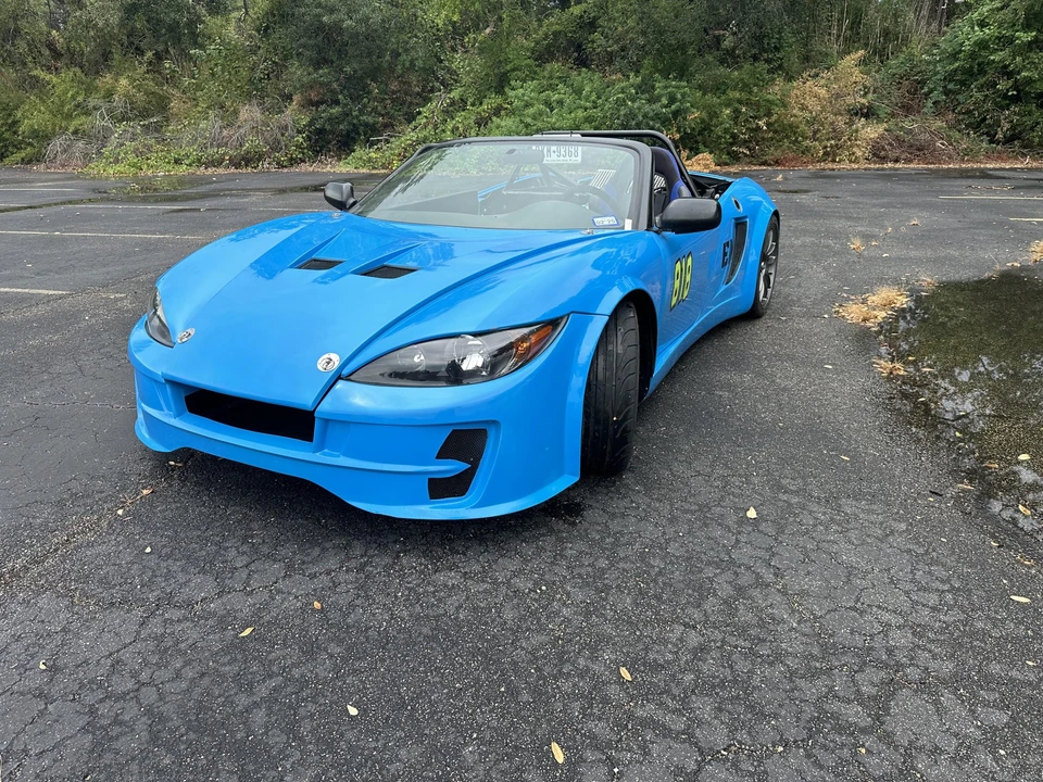Factory Five 818 - Image 4 of 31