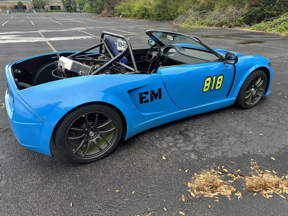 Factory Five 818 - Image 8 of 31
