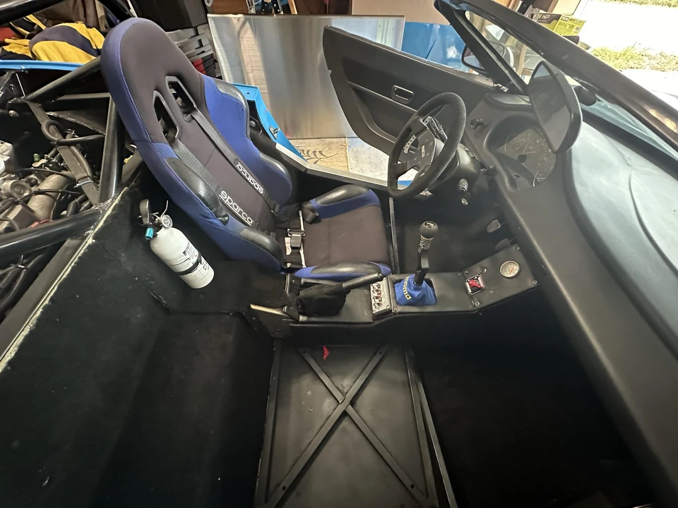Factory Five 818 - Image 24 of 31