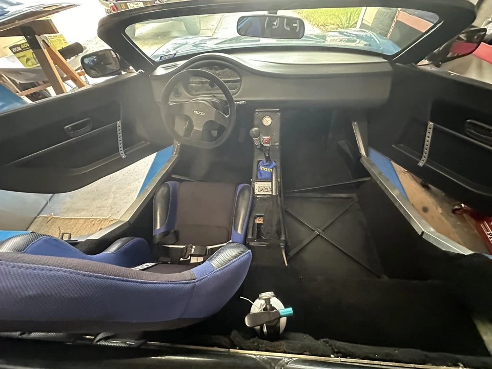 Factory Five 818 - Image 27 of 31