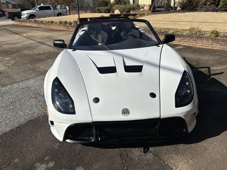 Factory Five 818 - Image 10 of 31