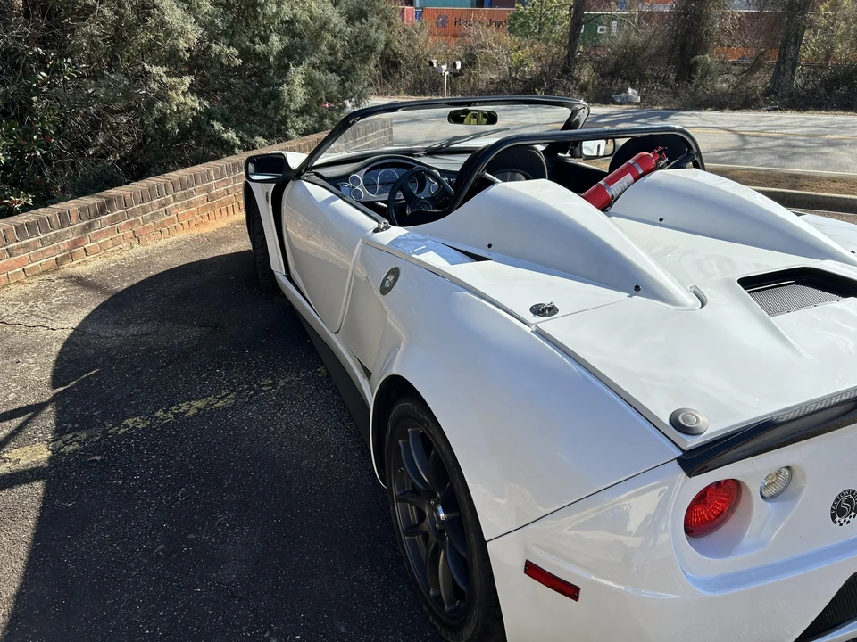 Factory Five 818 - Image 6 of 31