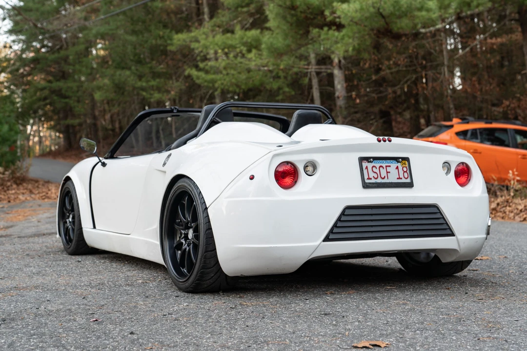 Factory Five 818 - Image 5 of 31