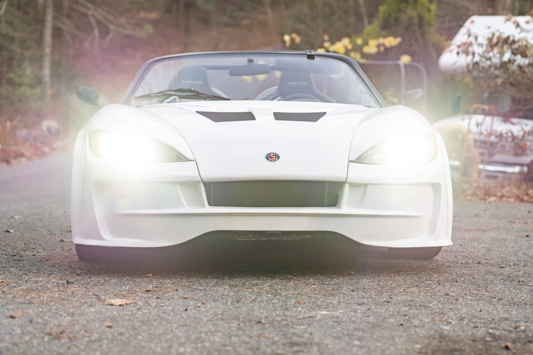 Factory Five 818 - Image 13 of 31