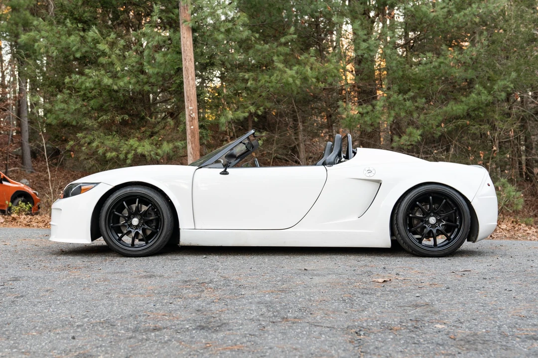 Factory Five 818 - Image 8 of 31