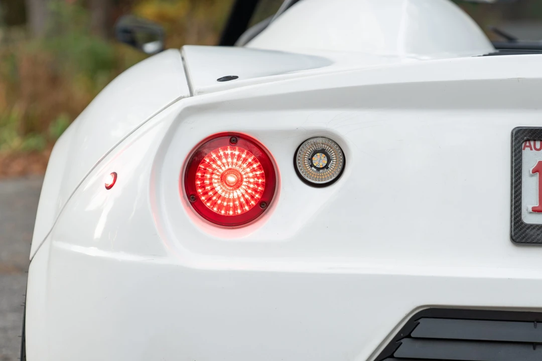 Factory Five 818 - Image 17 of 31