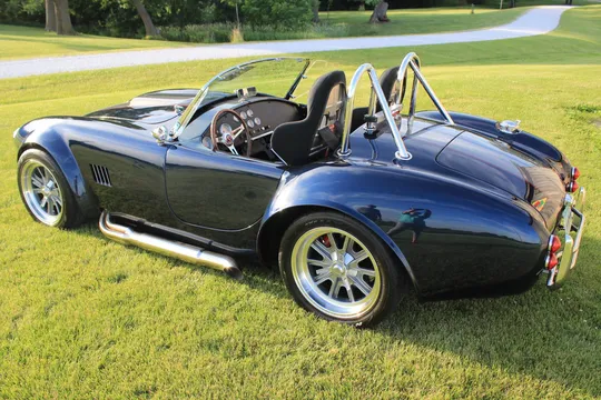 Shelby Cobra Replica - Image 3 of 31