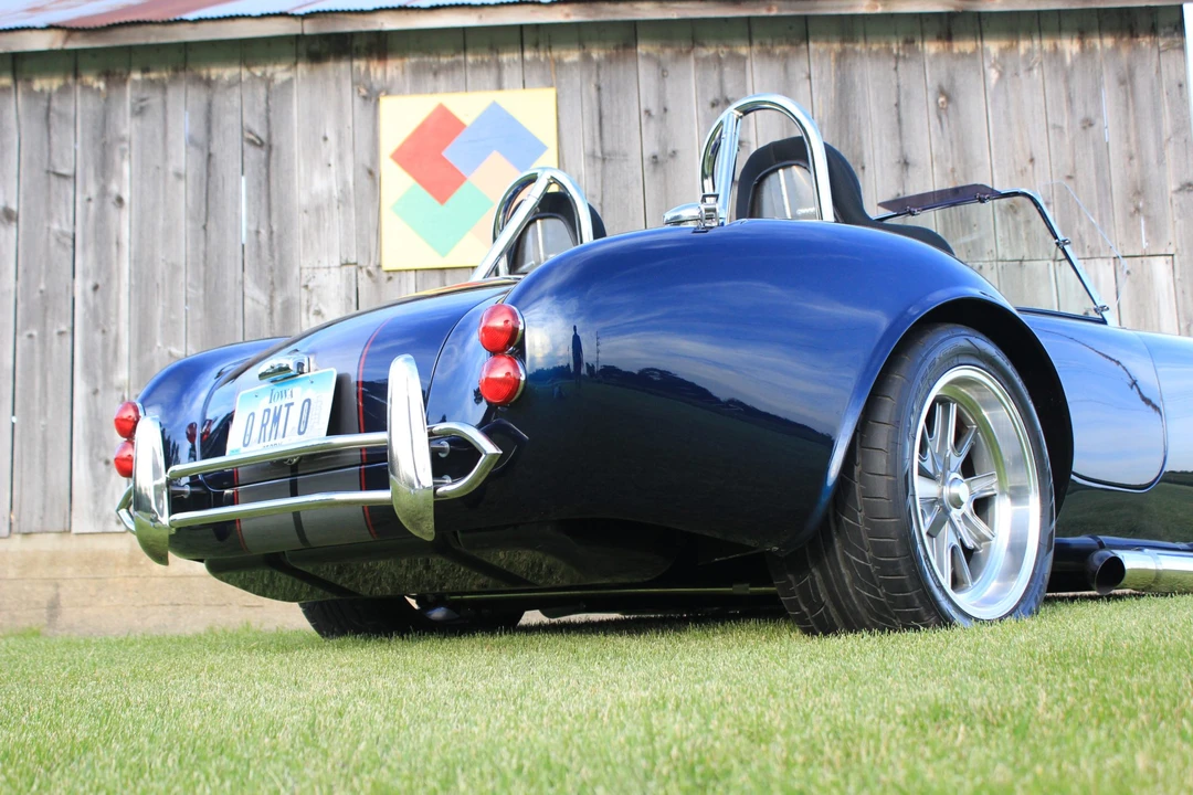 Shelby Cobra Replica - Image 14 of 31