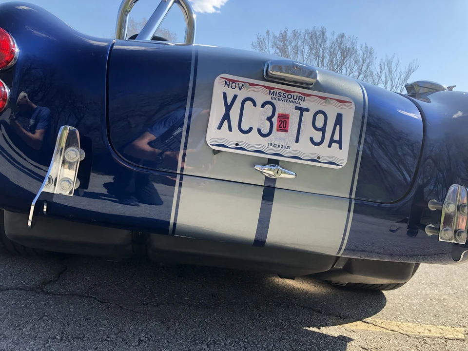 Shelby Cobra Replica - Image 26 of 31