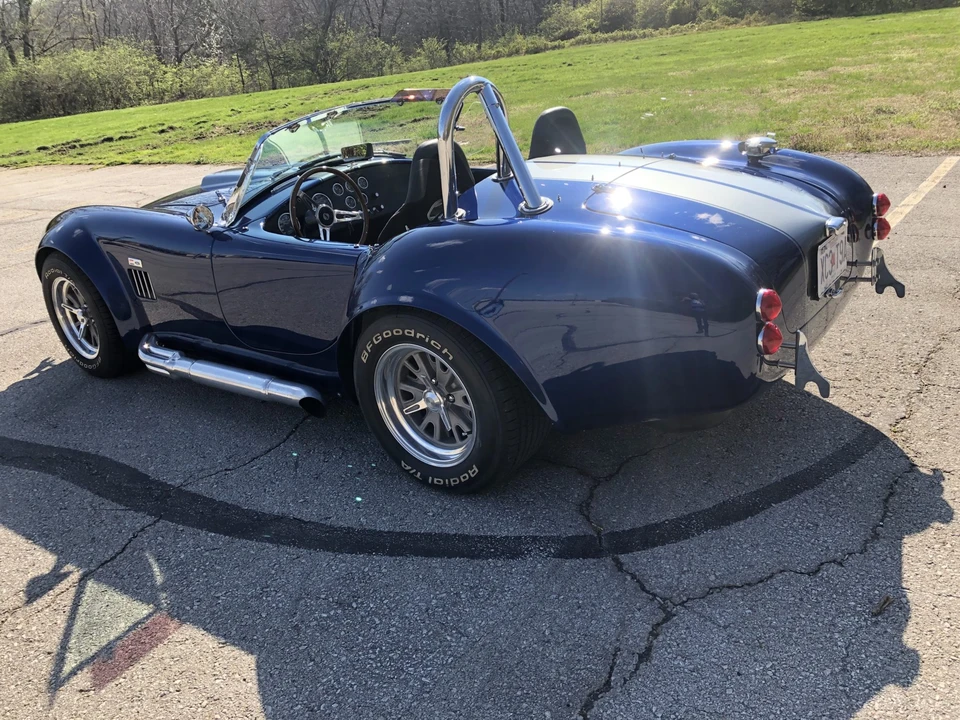 Shelby Cobra Replica - Image 19 of 31