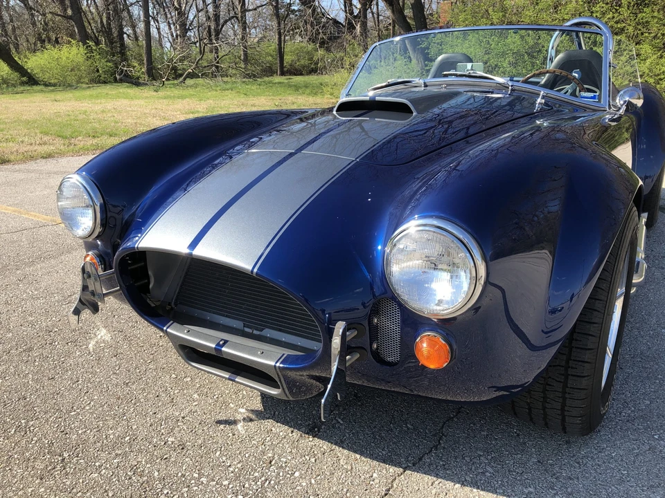 Shelby Cobra Replica - Image 23 of 31