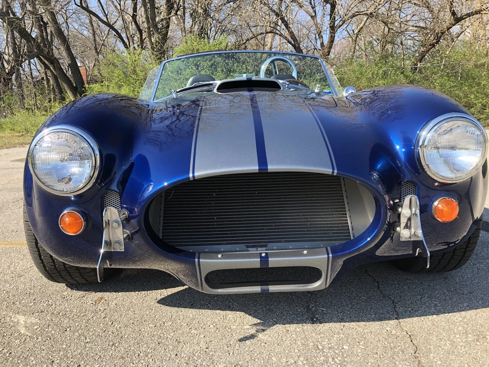 Shelby Cobra Replica - Image 8 of 31
