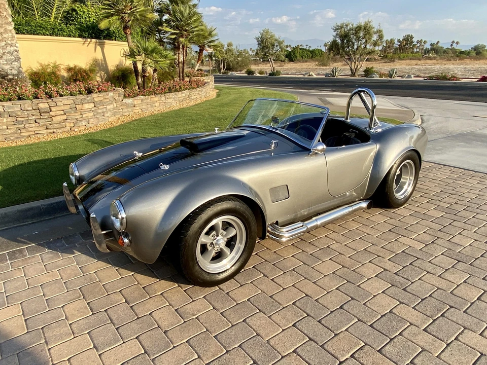 Shelby Cobra Replica - Image 5 of 31