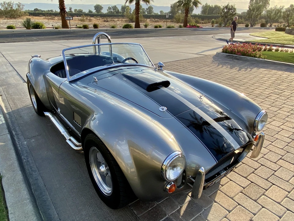 Shelby Cobra Replica - Image 15 of 31