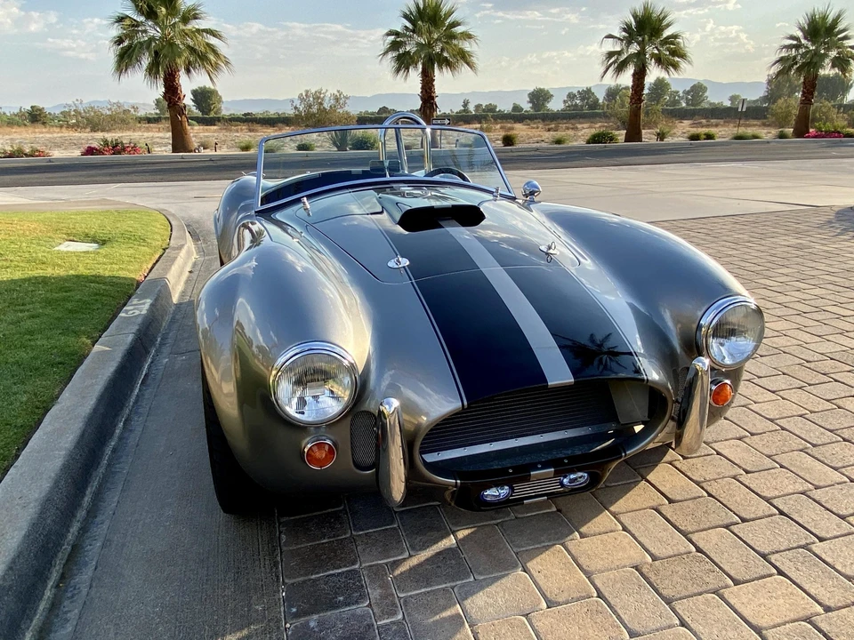 Shelby Cobra Replica - Image 16 of 31