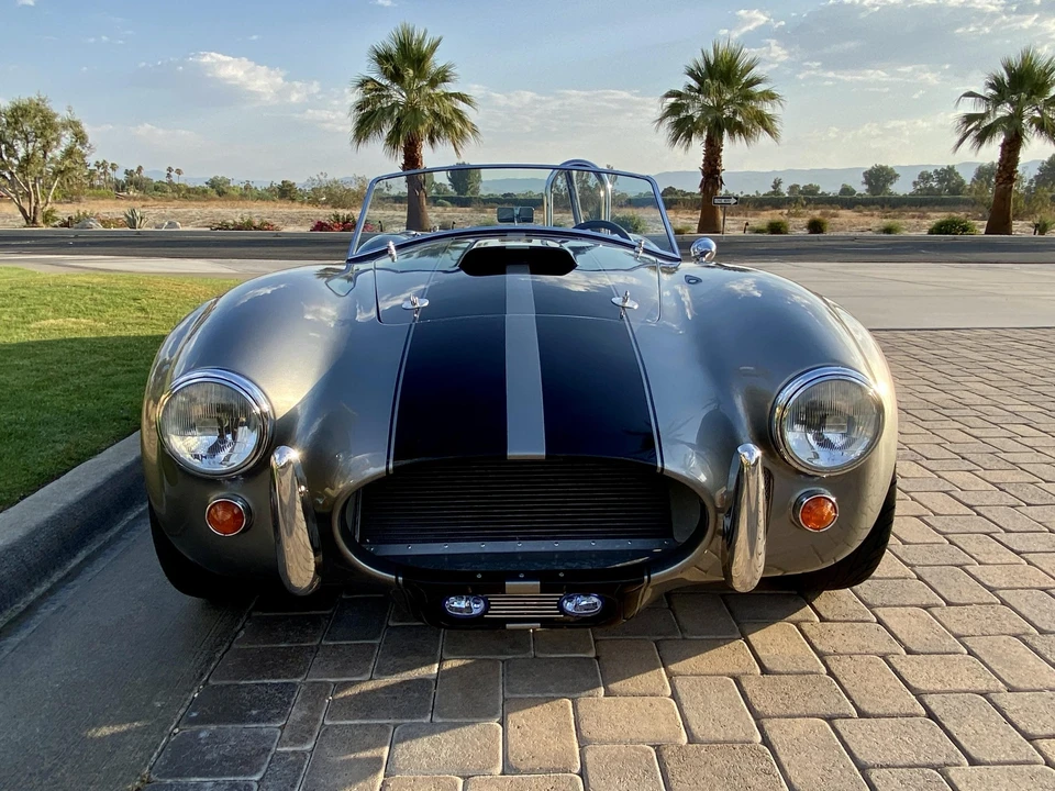 Shelby Cobra Replica - Image 17 of 31