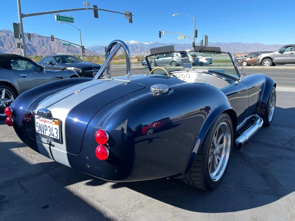 Shelby Cobra Replica - Image 7 of 31