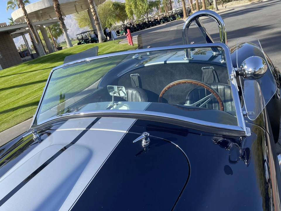 Shelby Cobra Replica - Image 27 of 31
