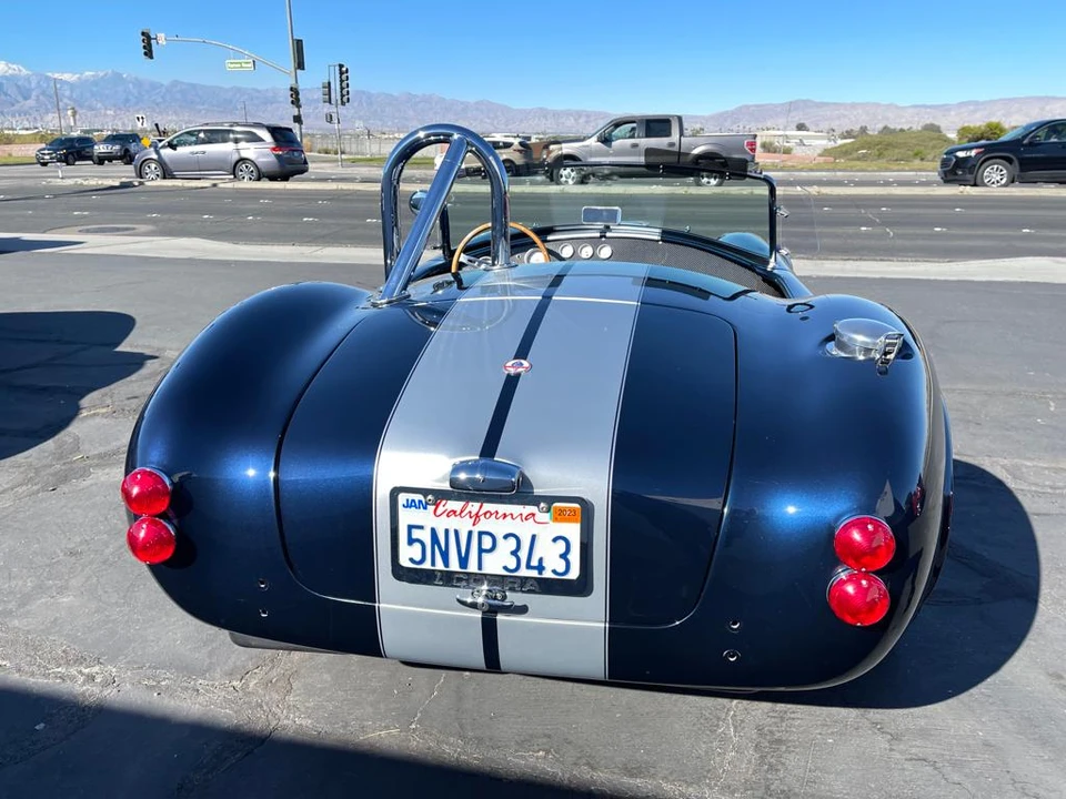 Shelby Cobra Replica - Image 8 of 31