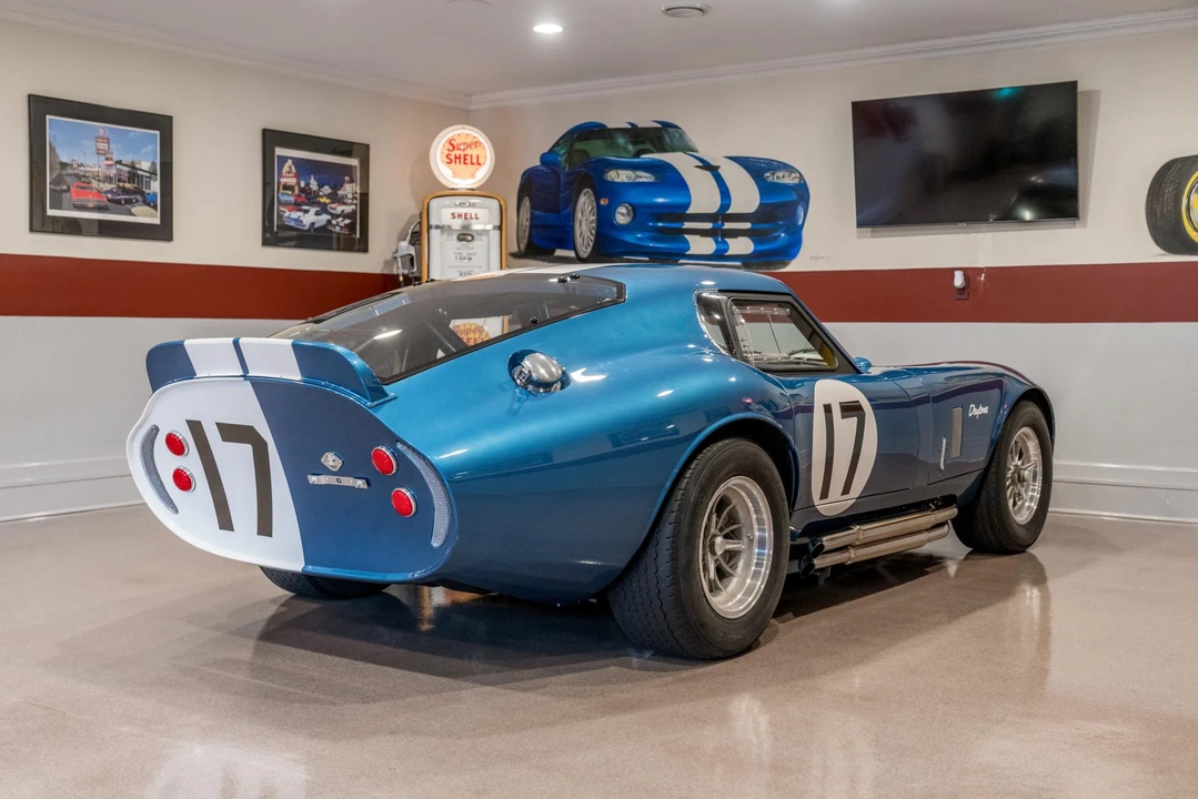 Shelby Daytona Replica - Image 9 of 31