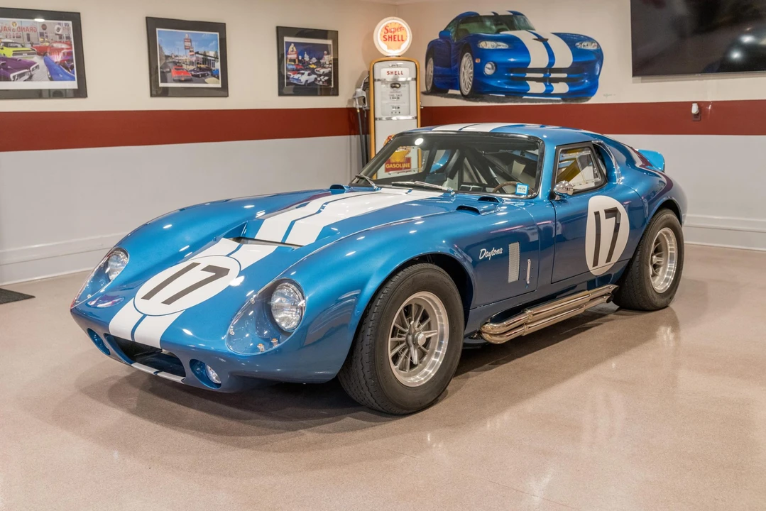 Shelby Daytona Replica - Image 2 of 31