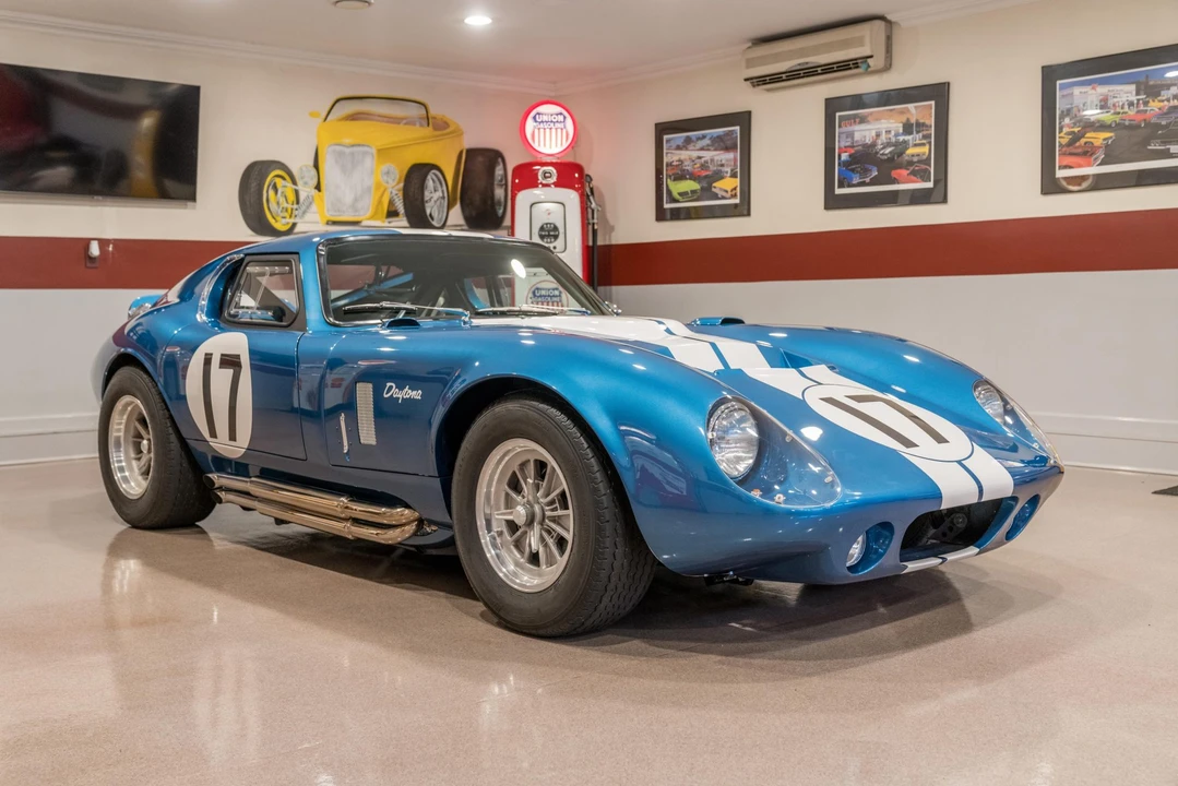 Shelby Daytona Replica - Image 13 of 31