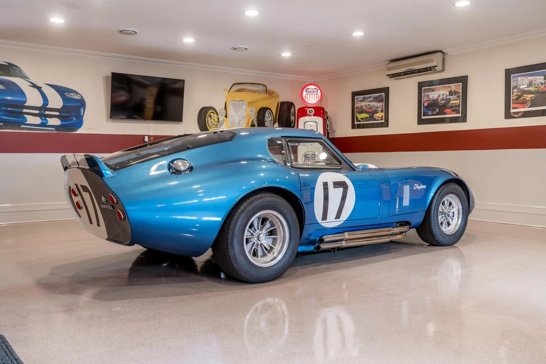 Shelby Daytona Replica - Image 10 of 31