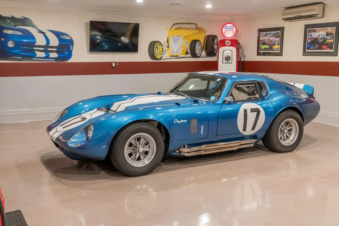 Shelby Daytona Replica - Image 4 of 31