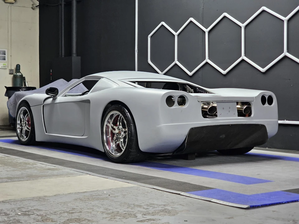 Factory Five GTM - Image 30 of 31