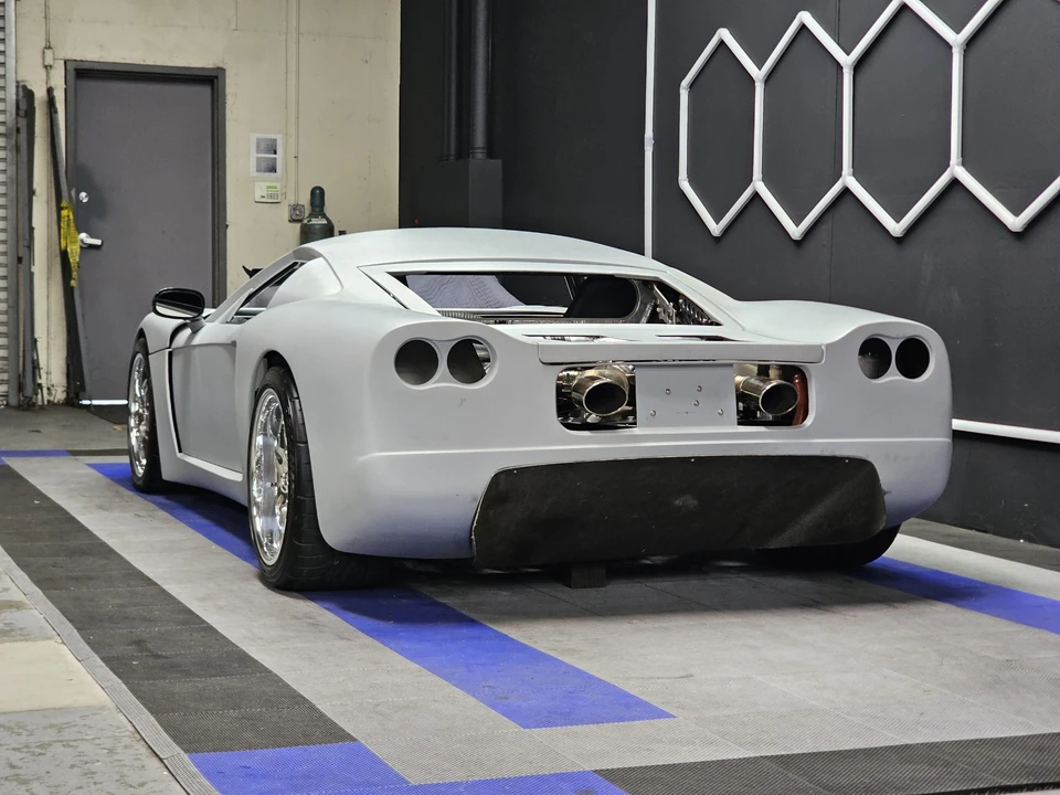 Factory Five GTM - Image 23 of 31