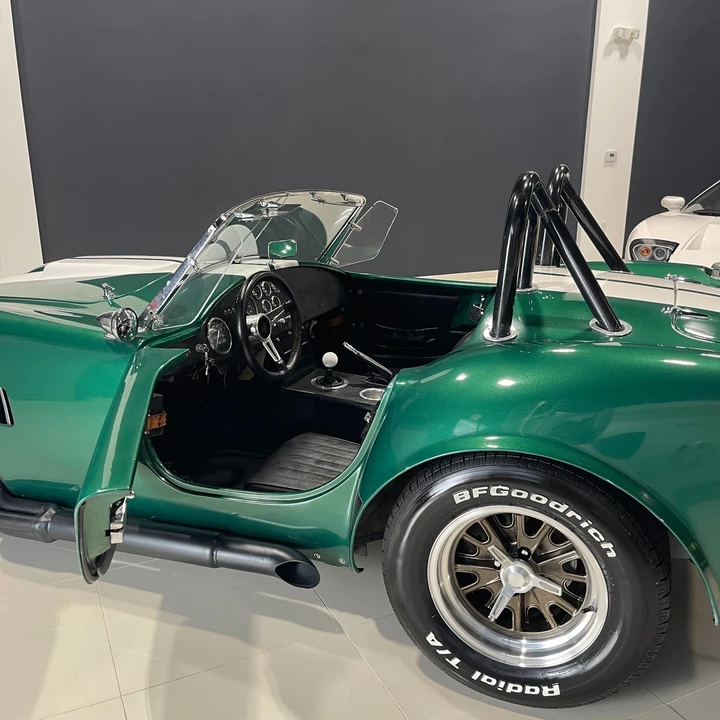 Shelby Cobra Replica - Image 27 of 31