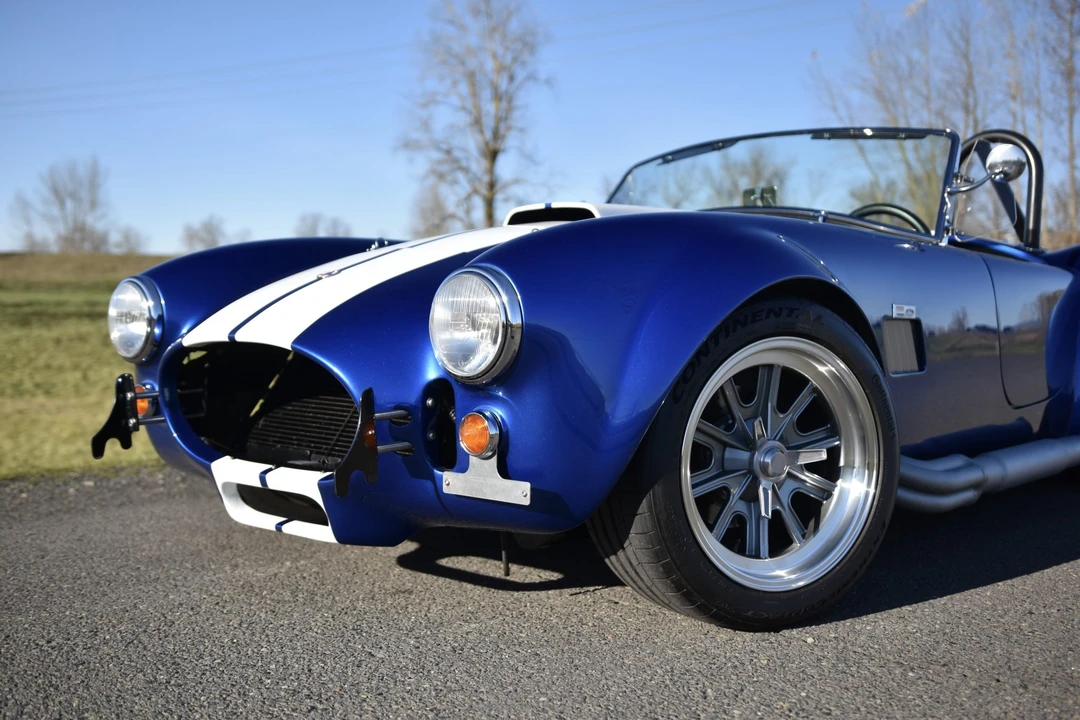Shelby Cobra Replica - Image 29 of 31