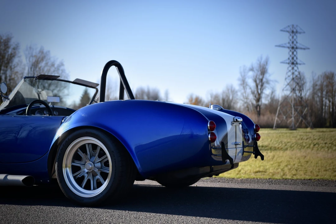 Shelby Cobra Replica - Image 27 of 31