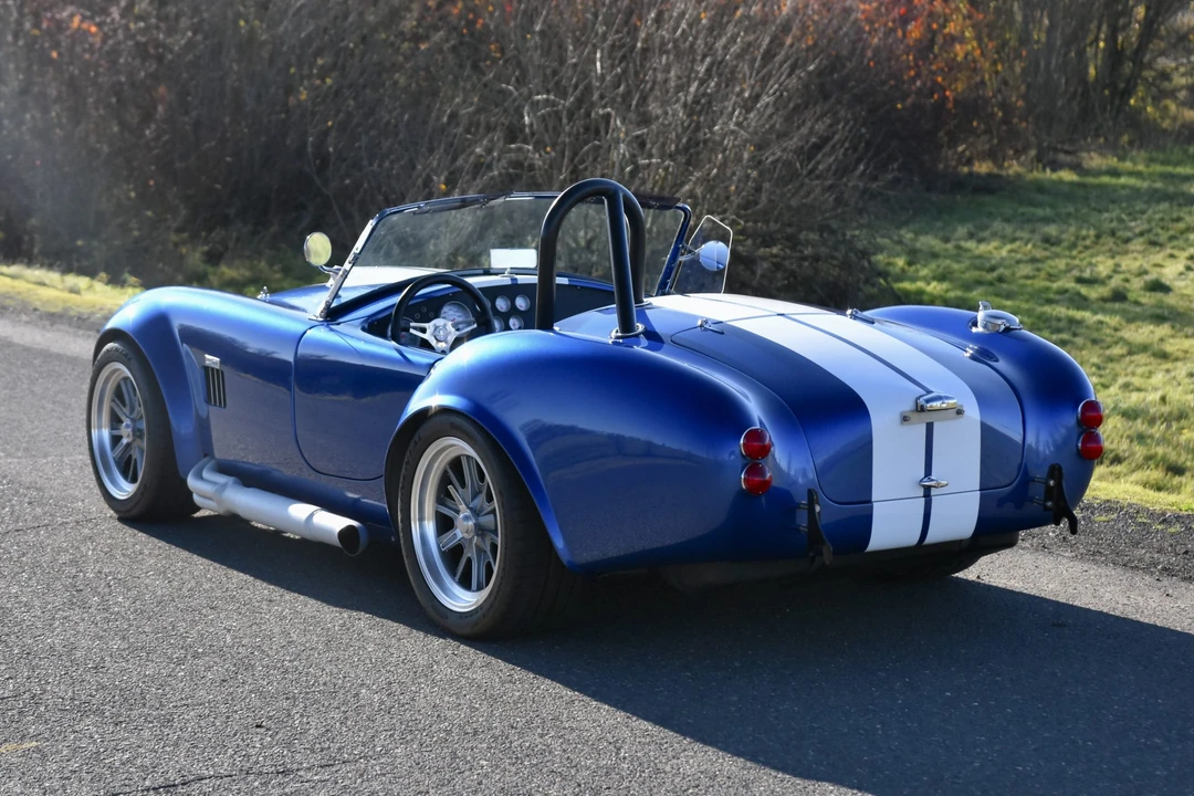 Shelby Cobra Replica - Image 17 of 31
