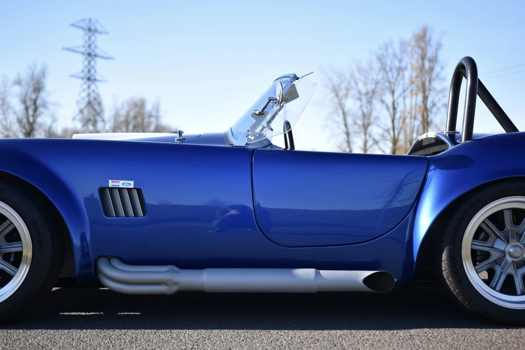 Shelby Cobra Replica - Image 22 of 31