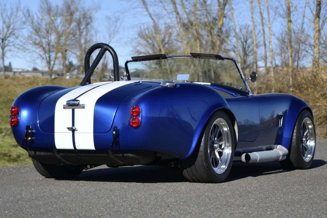 Shelby Cobra Replica - Image 15 of 31