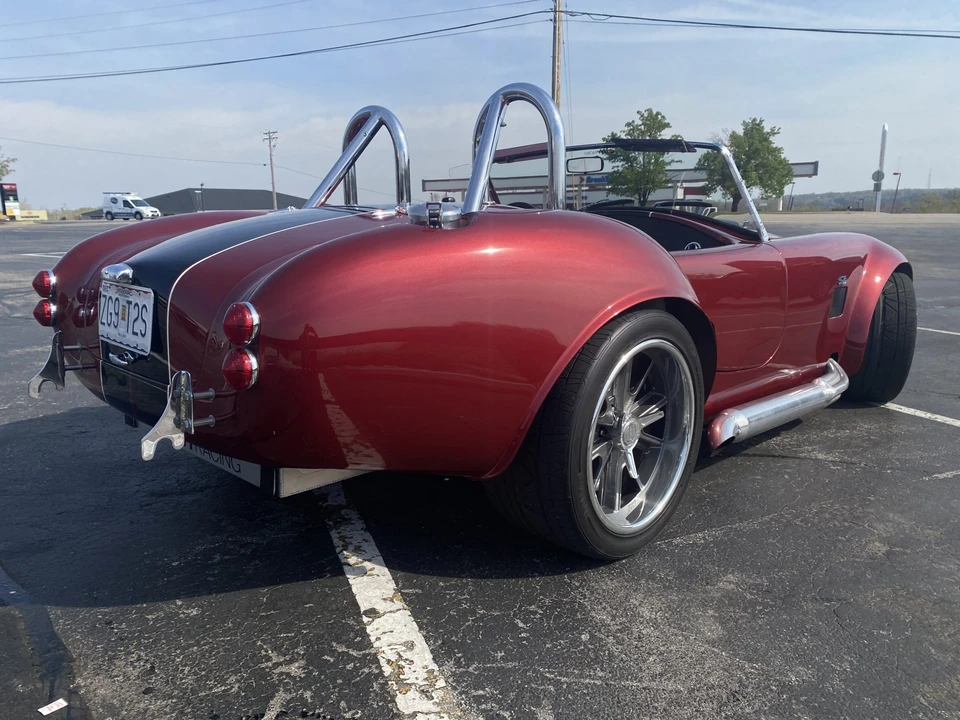 Shelby Cobra Replica - Image 9 of 31