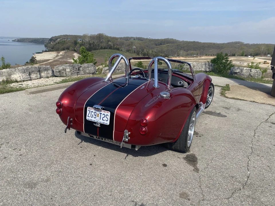 Shelby Cobra Replica - Image 10 of 31