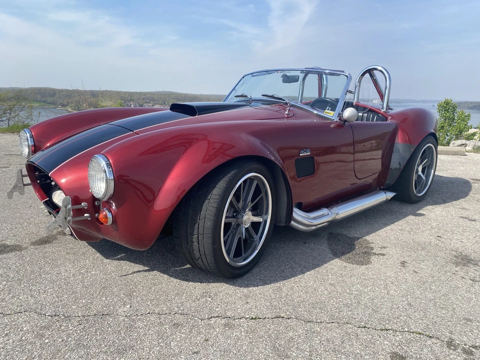 Shelby Cobra Replica - Image 2 of 31