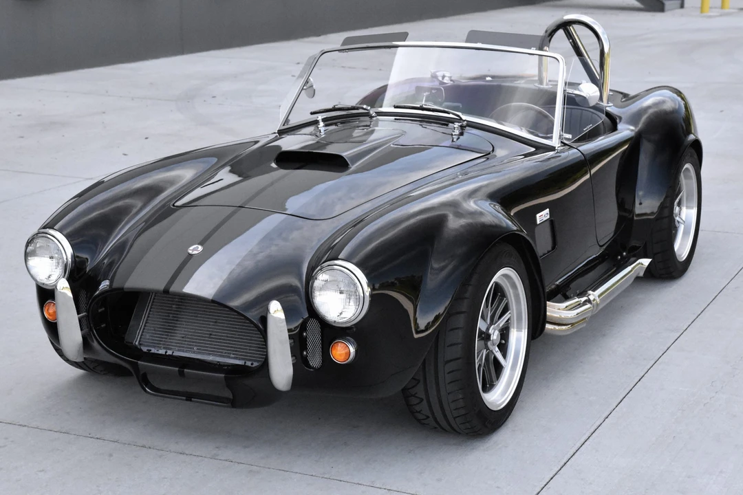 Shelby Cobra Replica - Image 4 of 31