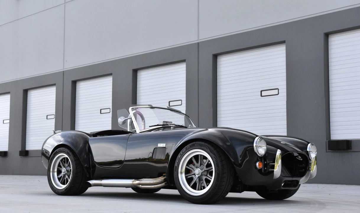 Shelby Cobra Replica - Image 23 of 31
