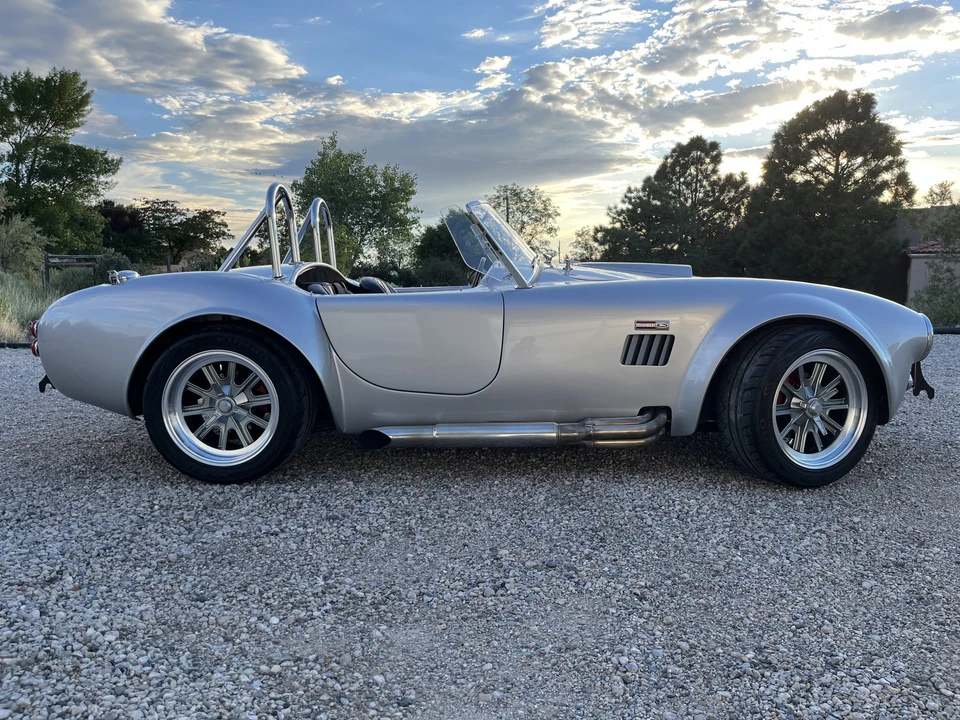 Shelby Cobra Replica - Image 3 of 31