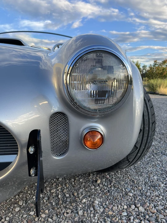 Shelby Cobra Replica - Image 15 of 31