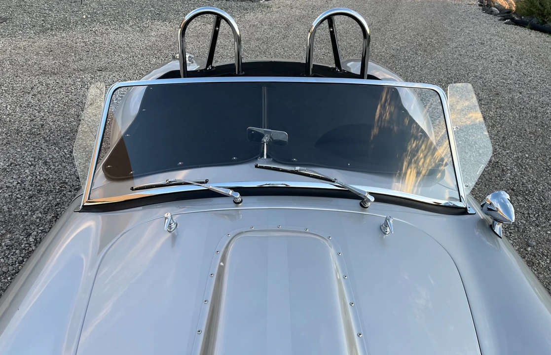 Shelby Cobra Replica - Image 16 of 31