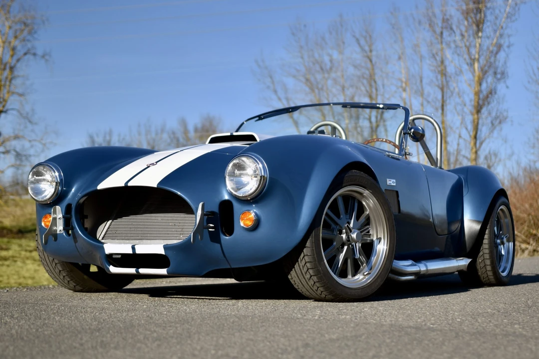 Shelby Cobra Replica - Image 10 of 31